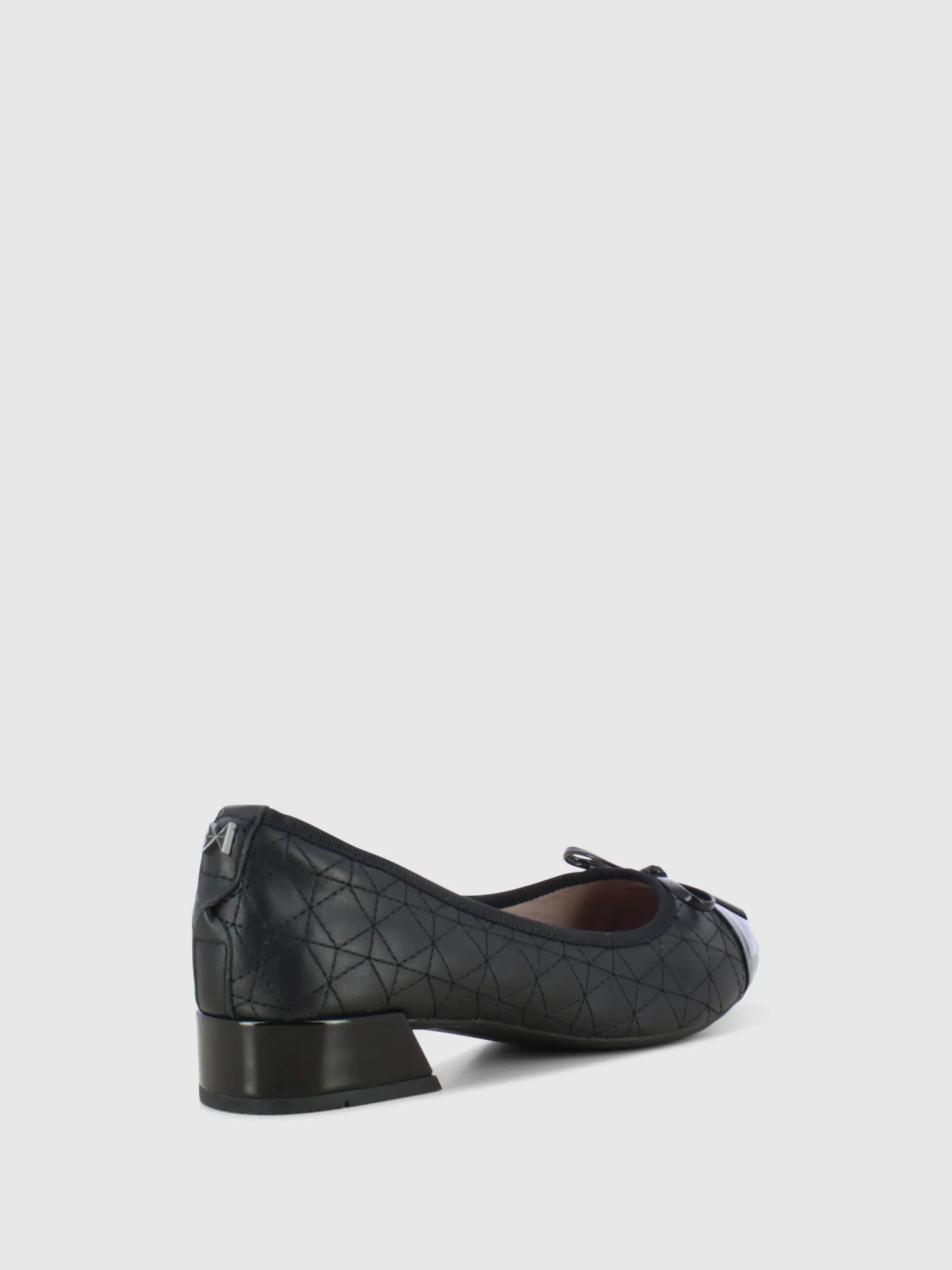 Black Round Toe Ballerinas