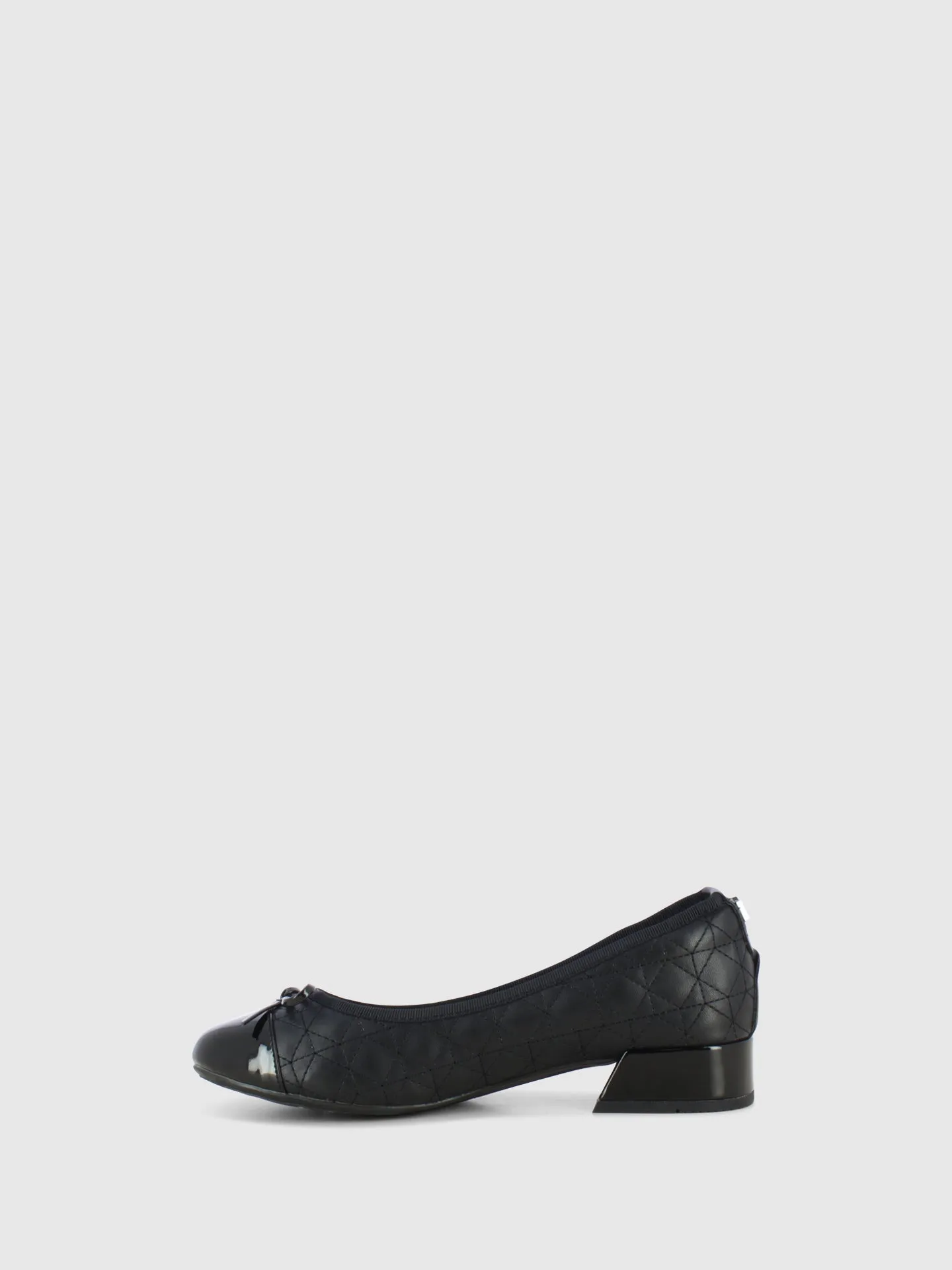 Black Round Toe Ballerinas