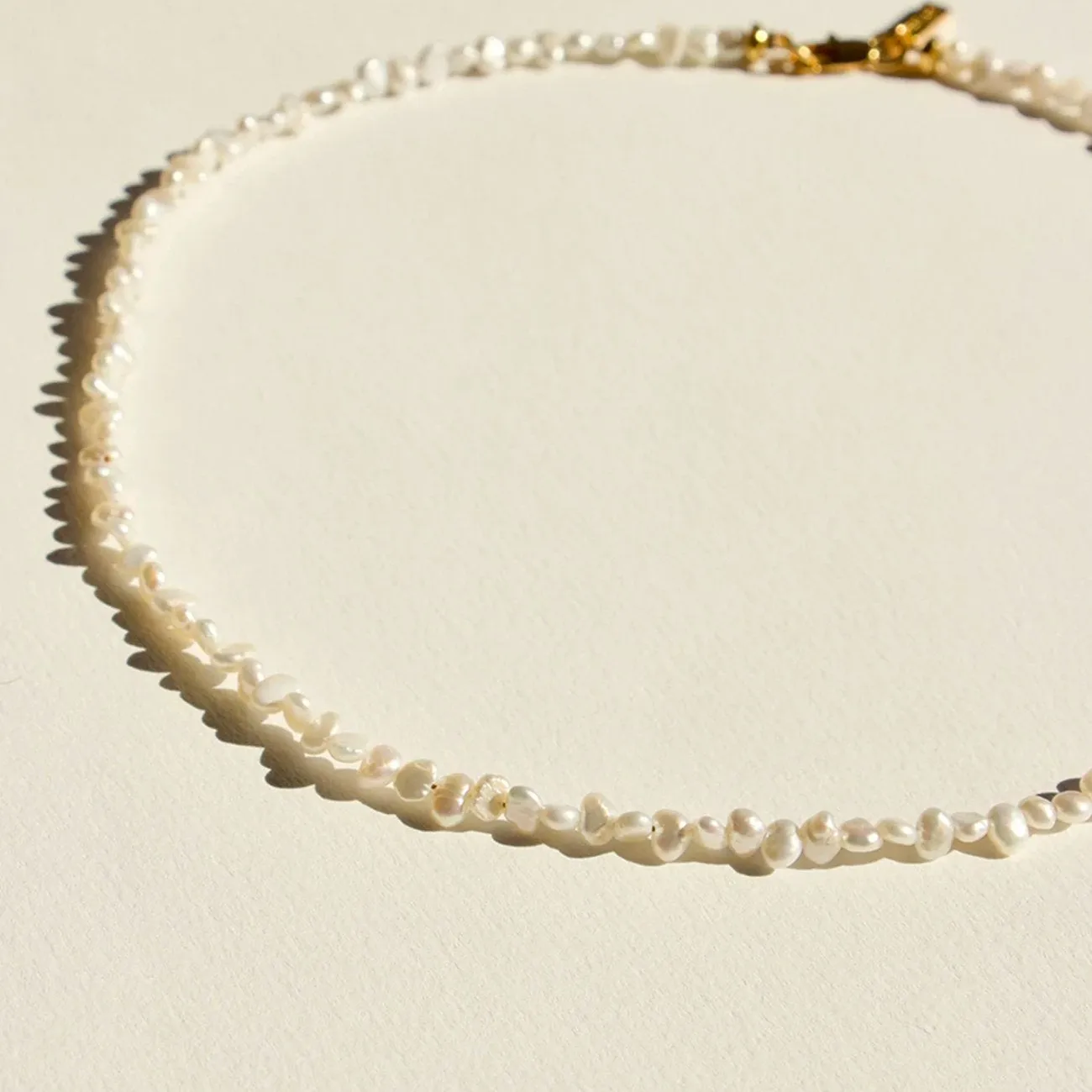 MINI PEARL CHOKER